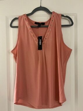 White House Black Market V Neck Blouse in rosette medium NWT